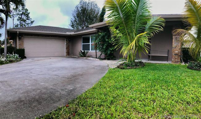 14244 Horseshoe Trce # 14244, Wellington FL 33414