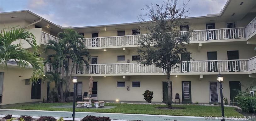 1350 E Sample Rd # 107, Pompano Beach FL 33064