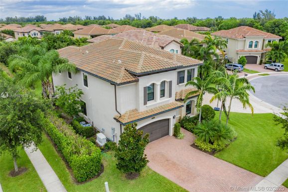 16920 Bridge Crossing Cir, Delray Beach FL 33446