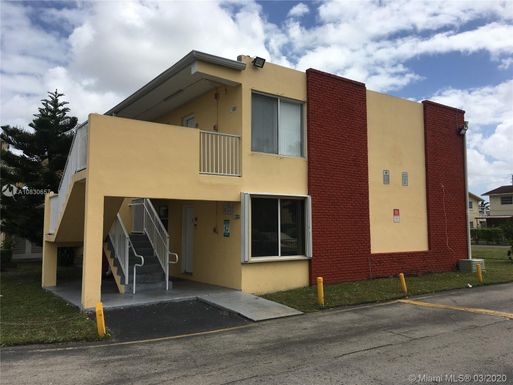 1255 W 49th Pl # G103, Hialeah FL 33012