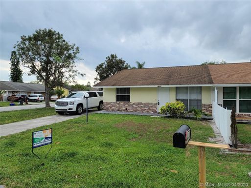 4470 SE Geneva Dr # 4470, Stuart FL 34997