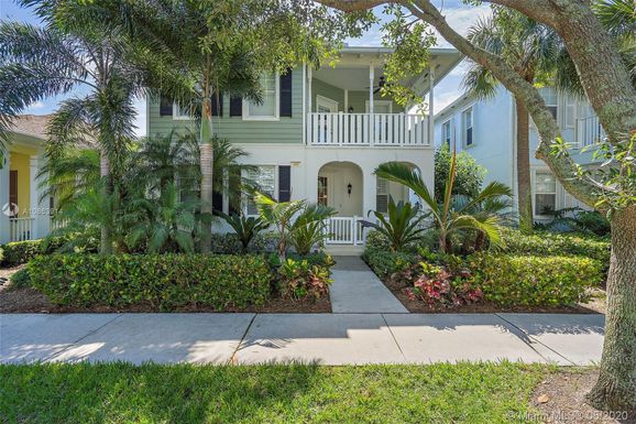 223 Caravelle Dr, Jupiter FL 33458