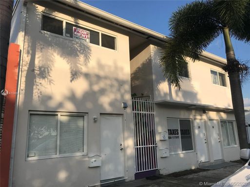 527 S 21st Ave, Hollywood FL 33020