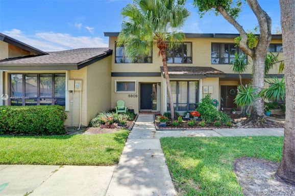 8809 Cleary Blvd # 8809, Plantation FL 33324