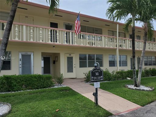 296 Camden M # 296, West Palm Beach FL 33417