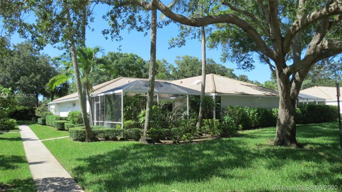 3504 Pin Oak Ct, Palm Beach Gardens FL 33410