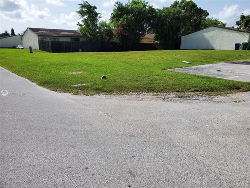 14300 SW 283rd St, Homestead FL 33033