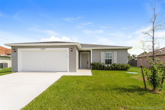 1073 SW Bianca Ave, Port St. Lucie FL 34953