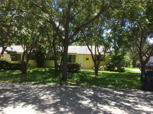 11301 SW 81st Rd # 11301, Pinecrest FL 33156