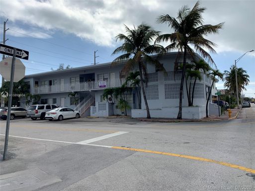 8545 Harding Ave # 6, Miami Beach FL 33141