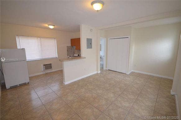 688 NE 85th St # 2A, Miami FL 33138