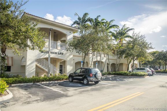 2883 Executive Park Dr # 104, Weston FL 33331