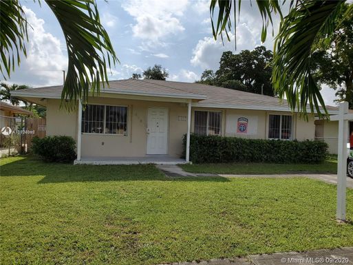 414 Sharar Ave, Opa-Locka FL 33054