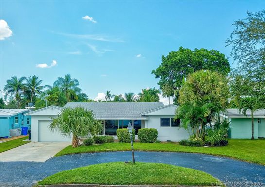 2549 Sugarloaf Ln, Fort Lauderdale FL 33312