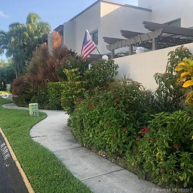 4724 SW 67th Ave. # 11, Miami FL 33155