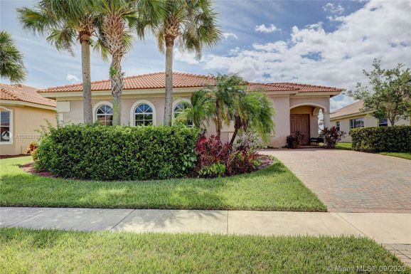 4103 Silverstone Dr, Fort Pierce FL 34947