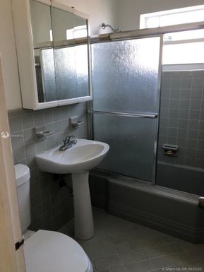 1595 71st St # 3, Miami Beach FL 33141