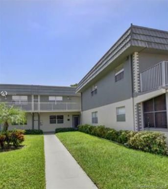 671 N Flanders  N # 671, Delray Beach FL 33484