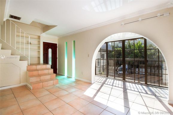 230 Sunrise Dr # 6, Key Biscayne FL 33149