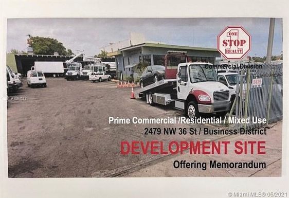 2479 NW 36th St, Miami FL 33142