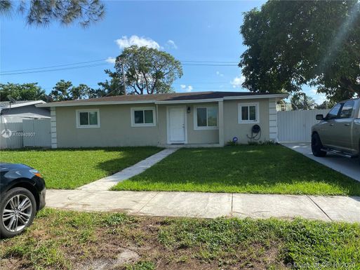 3990 NW 179th St, Miami Gardens FL 33055