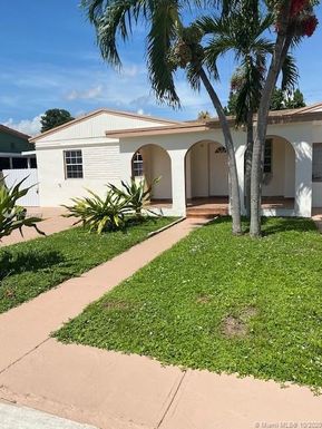 641 E 19th St, Hialeah FL 33013