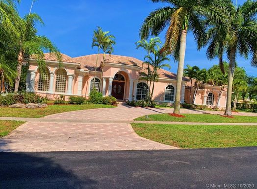 2296 Greenview Cove Dr, Wellington FL 33414