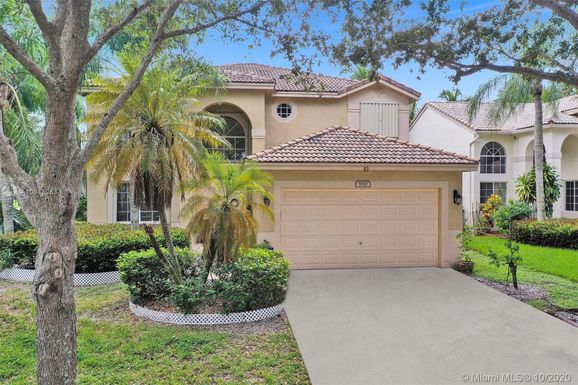 5510 Lake Tern Pl, Coconut Creek FL 33073