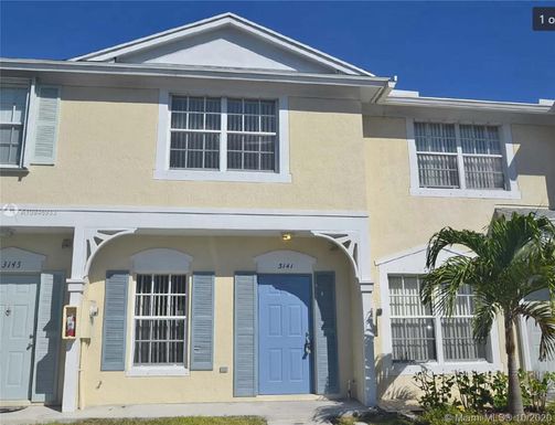 3141 SW 50th St, Dania Beach FL 33312