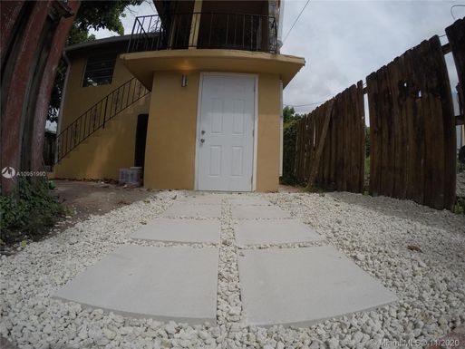 2649 NW 24th Ave # R, Miami FL 33142