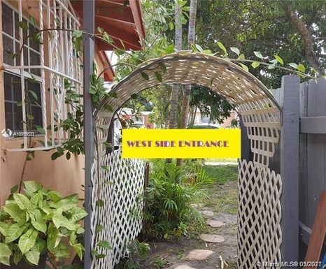 85 NE 172nd St Rear, North Miami Beach FL 33162