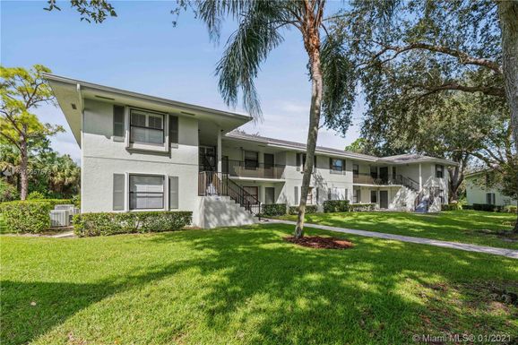 1501 Sabal Ridge # B, Palm Beach Gardens FL 33418