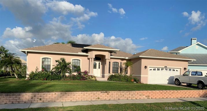 381 Marquesas, Marco Island FL 34145