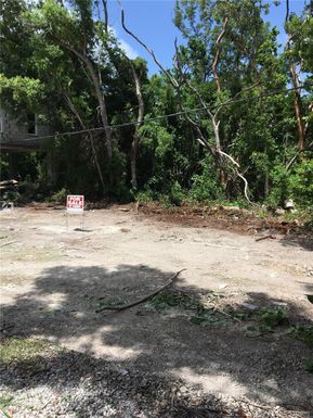 0 oleander, Key Largo FL 33037