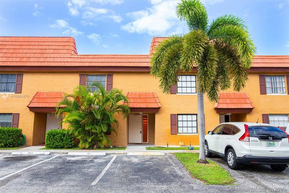 913 NW 45th St # 913, Deerfield Beach FL 33064