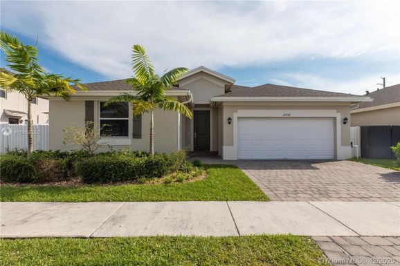27947 SW 133rd Pl, Homestead FL 33032