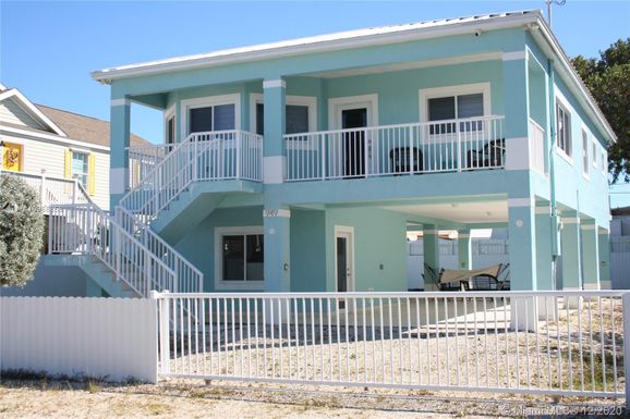 949 Plantation Rd, Key Largo FL 33037
