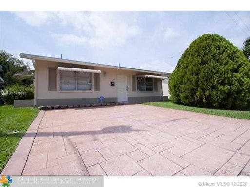 4709 NW 30th Ter, Tamarac FL 33309