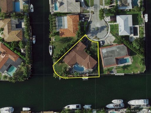 12940 Coronado Ter, North Miami FL 33181