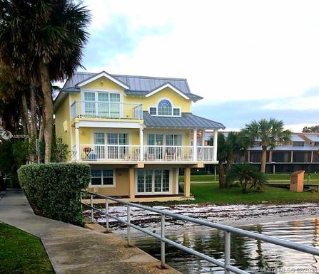 850 Indian River Dr, Sebastian FL 32958