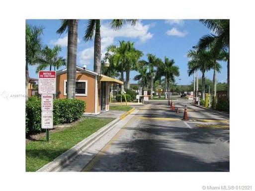 2637 SE 16th Ter # 106, Homestead FL 33035