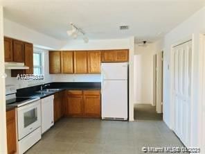 313 Lewis Lane # 3, Dania Beach FL 33004