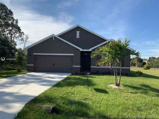 6938 NW Daffodil Ln, Port St. Lucie FL 34983