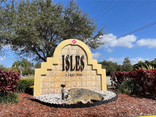 643 Vista Isles Dr # 1816, Plantation FL 33325