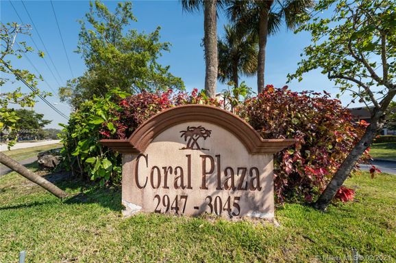 2959 E Riverside Dr # 105, Coral Springs FL 33065