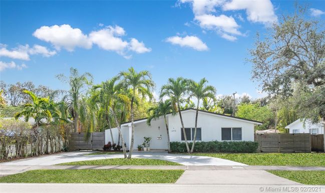 6478 Sunset Dr, South Miami FL 33143