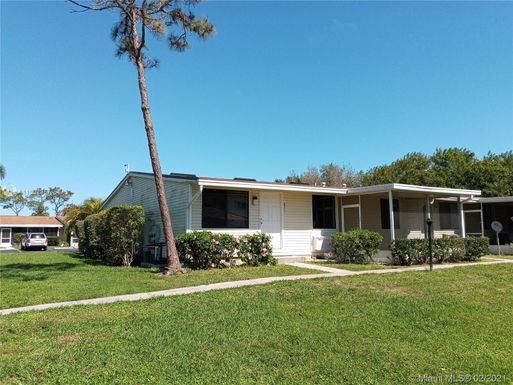 451 7th Pl, Vero Beach FL 32962