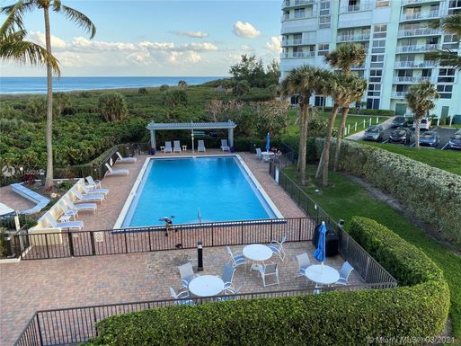 2800 N Highway A1A # 306, Fort Pierce FL 34949