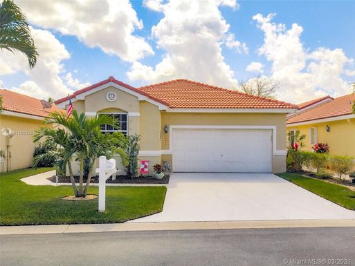 11258 NW 46th Dr, Coral Springs FL 33076