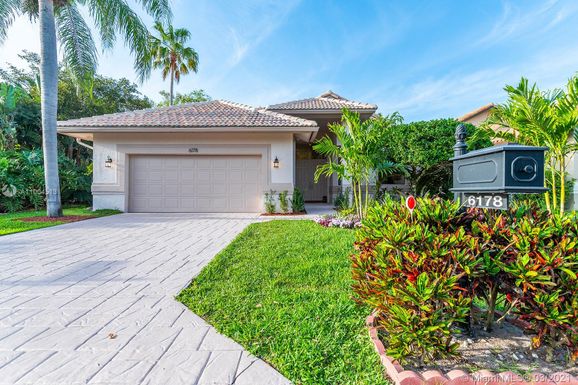 6178 Terra Mere Cir, Boynton Beach FL 33437